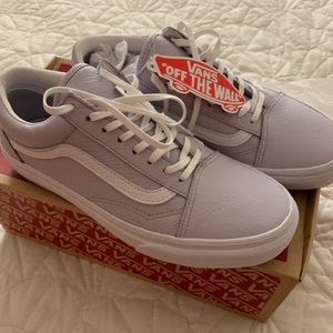 Brand New Women’s Old Skool Vans